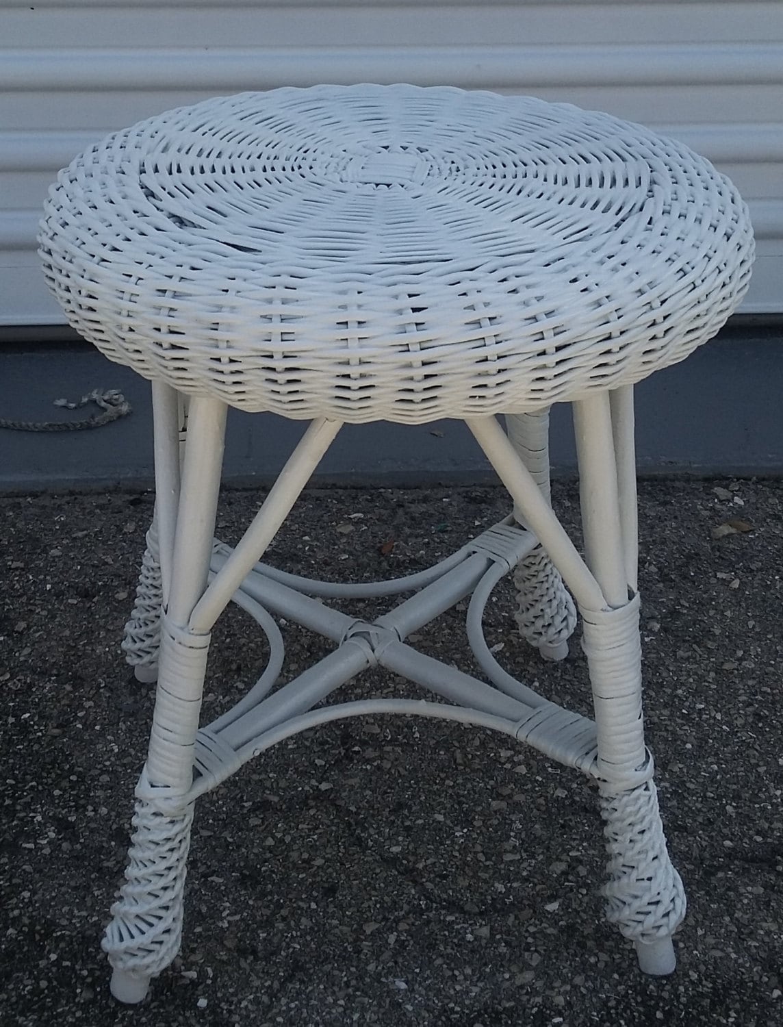 White Wicker Rattan Woven Stool Bamboo Mid Century Small Foot Ottoman Plant Stand Patio Furniture