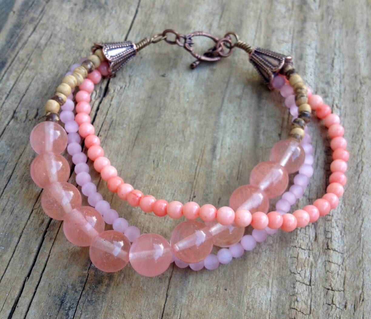 Pink beaded bracelet / Glass bead bracelet / Pink Bracelet