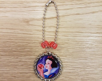 10 - Snow White - Zipper Pull Favors