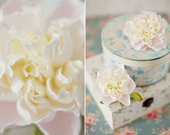 peony topper, peony hairclip, wedding stuff, bride peony hairclip, bridesmaids peony, flower topper, cake topper, flowers girl, peony brooch