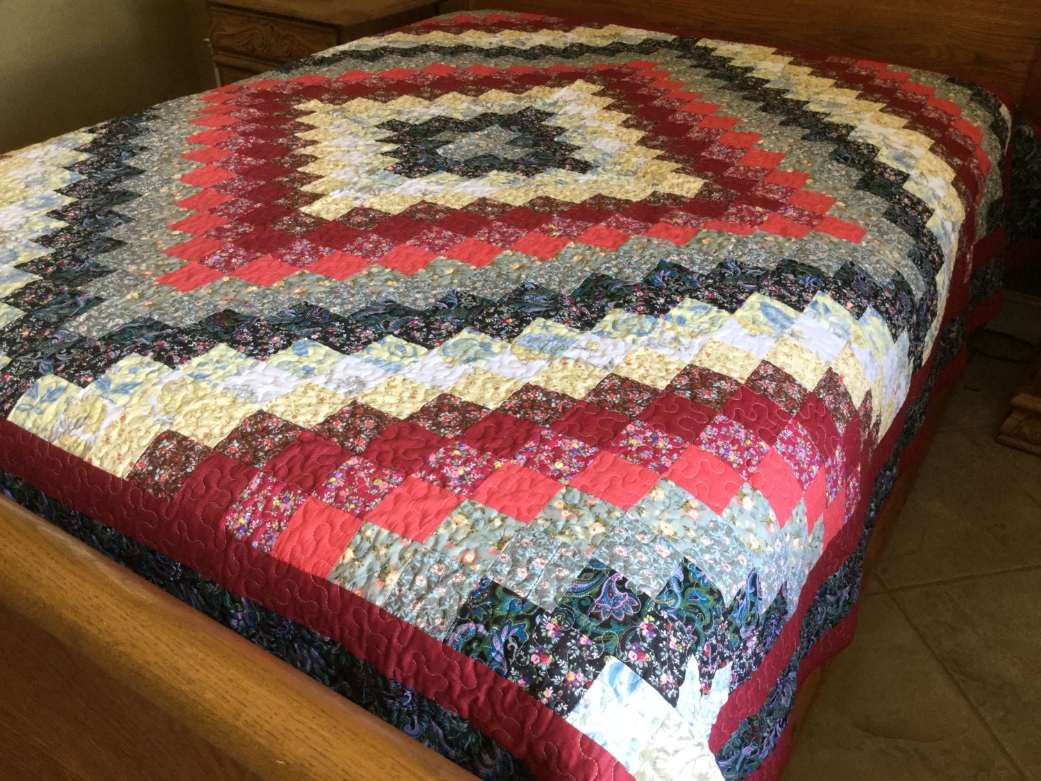 King size Patchwork Machine quilt by lovequilting on Etsy