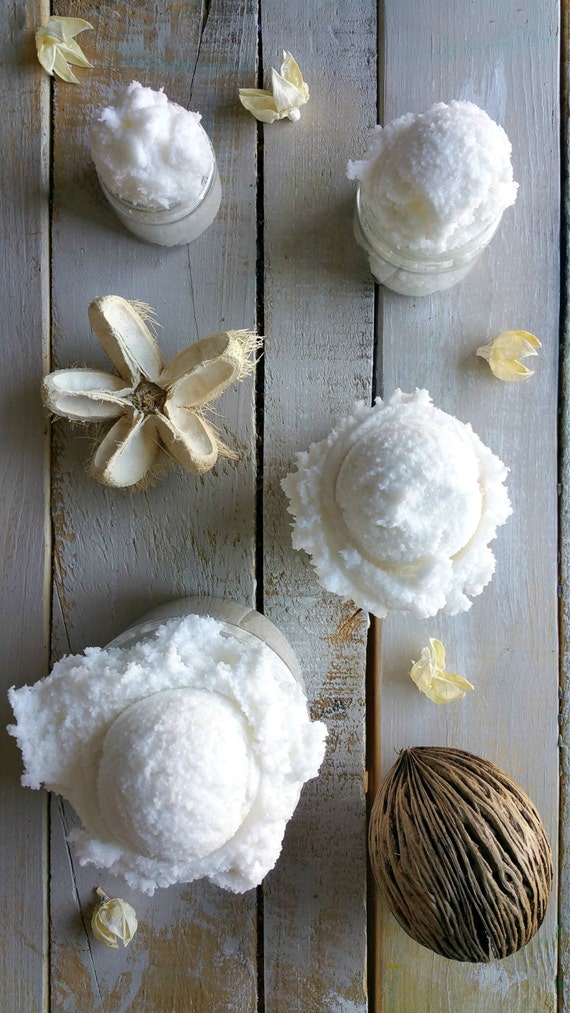Coconut Milk Foaming Body Scrub