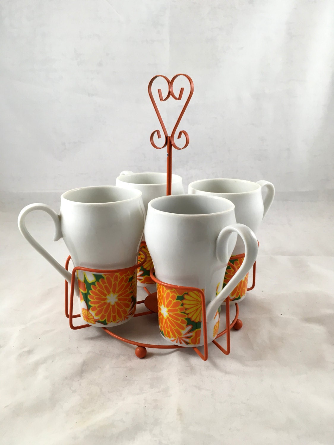 Vintage Mug Set with Storage Caddy. Mug Holder. Vintage Coffee