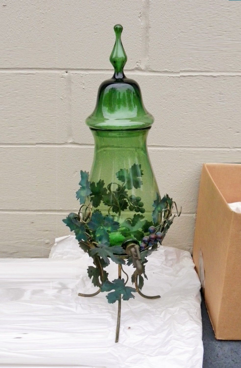 Glass Wine Dispenser Spout with Metal Grapevine Grape and Leaf