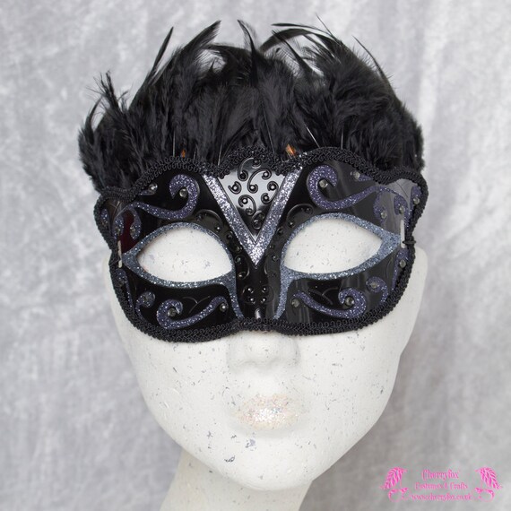 Feather Masquerade Mask 'The Crow' Carnival