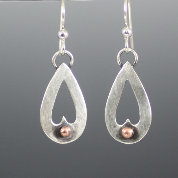 Sterling silver and copper mixed metal earrings by Likos on Etsy