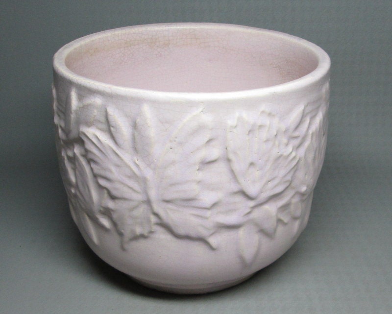 vintage MCCOY pottery pink planter small jardiniere
