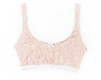 Pink bralette in Pink stretch Polyamide jersey and Ivory lace edging - Pink Soft Bra - Crop top