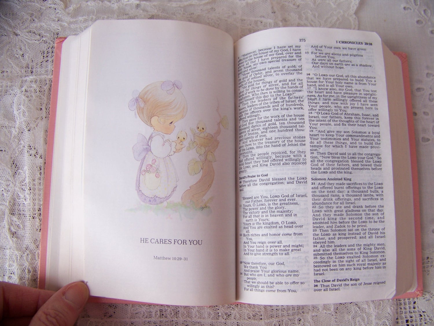 Vintage Precious Moments Bible 1984 Hardcover.Small Hands