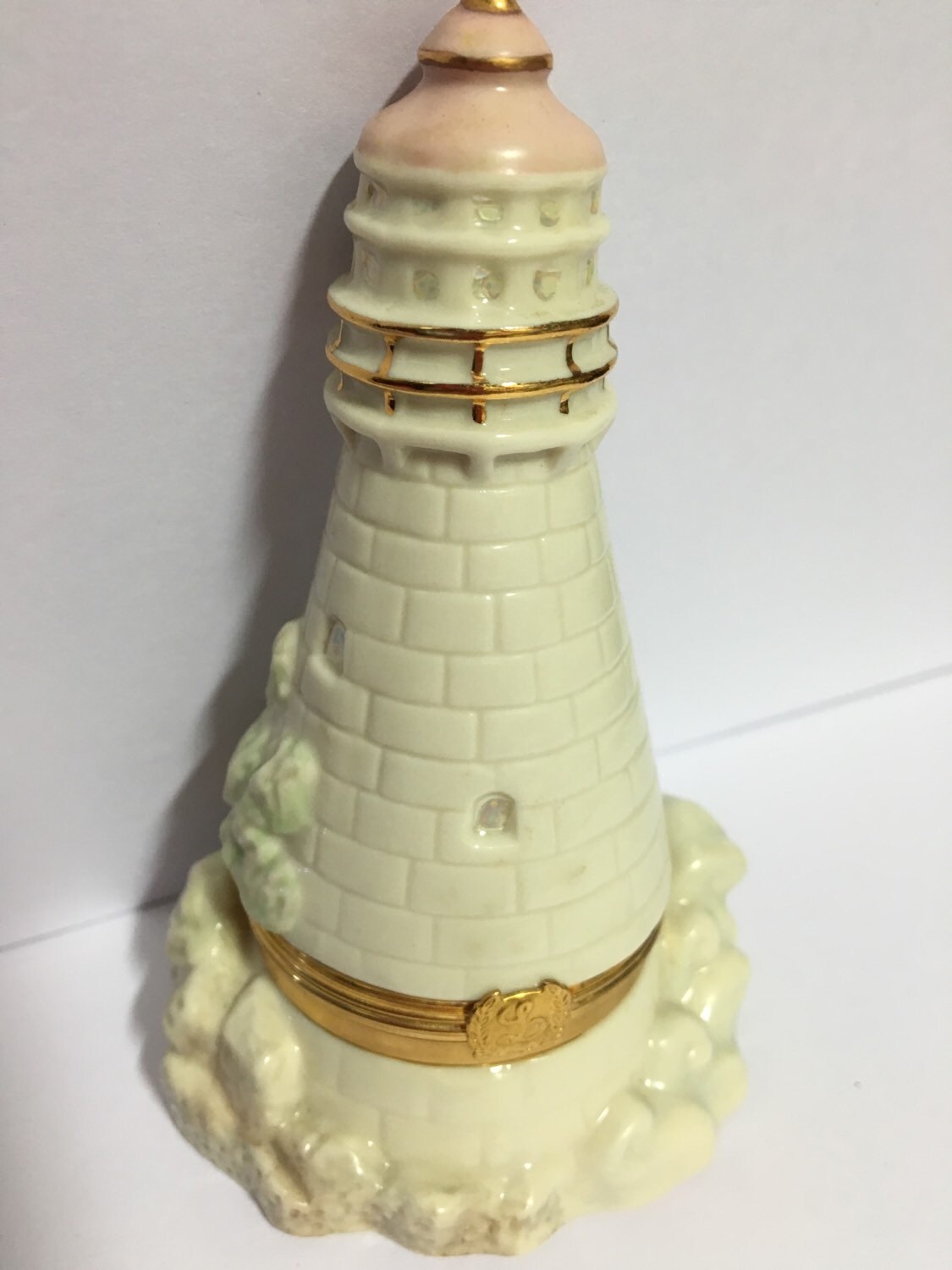 Lenox Lighthouse trinket box beautiful little collectable