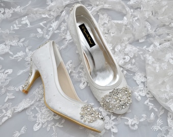 Custom handmade ivory Lace Bridal wedding Crystal & Pearl Vintage Gatsby Deco motif brooch satin closed Mid Heel court