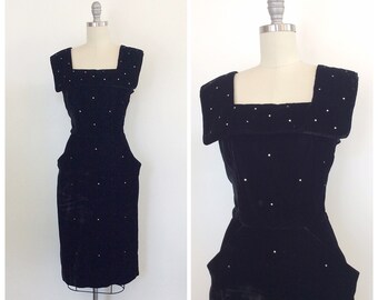 50s Black Velvet Wiggle Dress With Rhinestone Embellishment / 1950s Vintage Rockabilly Wiggle Party Dress / Medium / Size 8