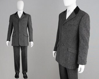 Vintage GIANNI VERSACE Suit 80s Mens Suit Grey Tweed Suit Made in Italy Designer Mens Suit High Waist Pants Grey Slacks Astrakhan Collar
