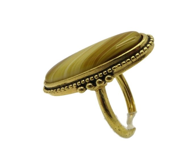 Vintage AVON Faux Tiger Eye Ring, Yellow & Brown Striped Gold Tone Ring, Size 7