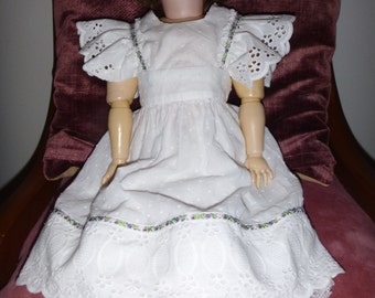 cute summer frock or apron for 24 inch doll