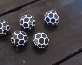 Vintage Lucite Leopard Print Round Cube Beads, 6pcs, 17mm
