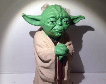 6 1/2 inch tall 1981 Kenner Star Wars The Empire Strikes Back Yoda