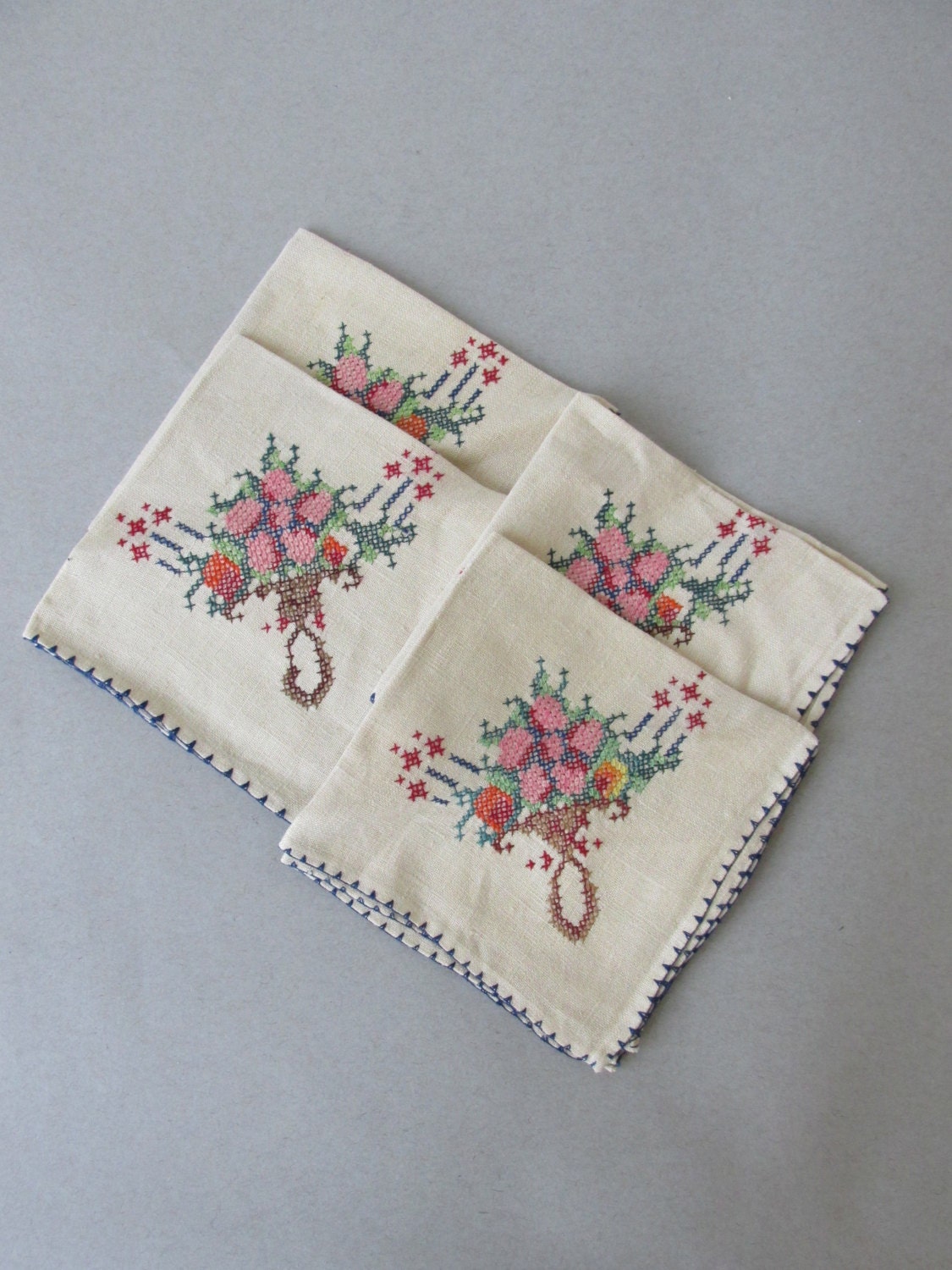 Vintage Cross Stitch Linen Napkins set of 4 linen cocktail