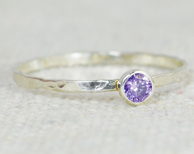 Dainty Amethyst Ring, Hammered Ring, Stackable Ring, February Birthstone, Amethyst Ring, Gemstone Ring, Promise Ring, Stacking Ring, Alari