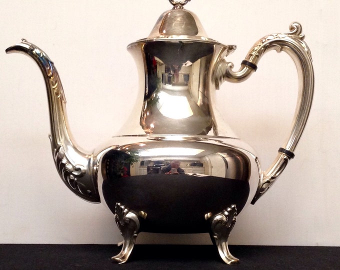 Storewide 25% Off SALE Vintage Oneida Silver Plated Georgian Scroll Pattern Footed Teapot Featuring Beautiful Victorian Style Flame Finial C