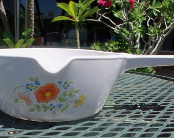Corning Ware Wildflower P-89-B 2 1/2 Cup Saucepan with Spout