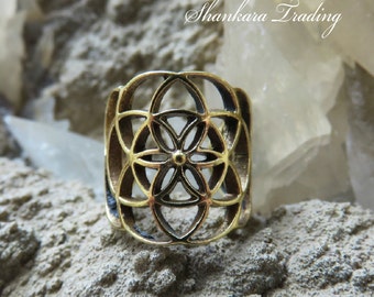 Tribal Brass Ear Cuff, Flower of Life Ear Cuff, Brass Dread Cuff, Sacred Geometry Ear Cuff, Flower of Life Dread Cuff, Adjustable Ear Cuff