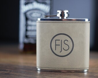 flask for boyfriend, groomsmen whiskey, custom leather flask, monogrammed flask, groomsmen gift flask, groomsmen hip flask, leather flask