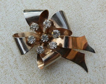 LEO GLASS Sterling Silver Signed Diamante Rhinestone Bow Brooch Pin