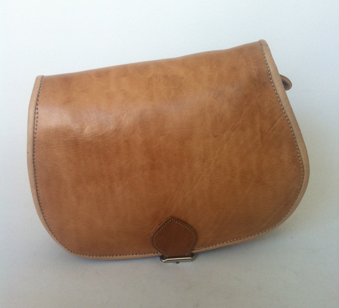 camel brown purse