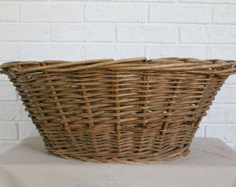 Vinage Wicker Laundry Basket