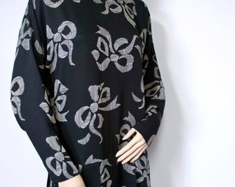 Dress Vintage Nicole Miller Dress Vintage Black Bow Print Dress Drop Waist Dress Size Medium - Large