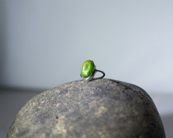 FREE SHIPPING Green Stone Ring. Size 6.5
