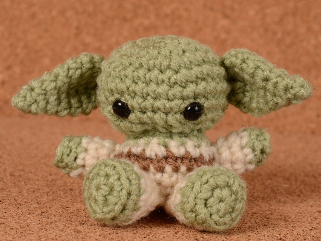 Mini Yoda Star Wars Crochet Toy Doll
