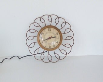 Vintage United Starburst Clock, Painted Gold Metal Wall Clock, MCM Electric Clock, Sunburst Model 66