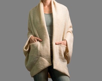cardigan, Creamy cardigan off weit wool cardigan, sweater cardigan, sweaters,chunky wool cardigans, Yoga sweater, yoga off weit wool sweater