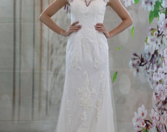 Elegant Scoop Neck Aline Lace Applique Wedding dress