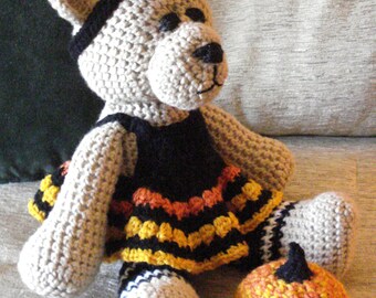 Crocheted teddy bear stuffed animal doll toy "Delilah"