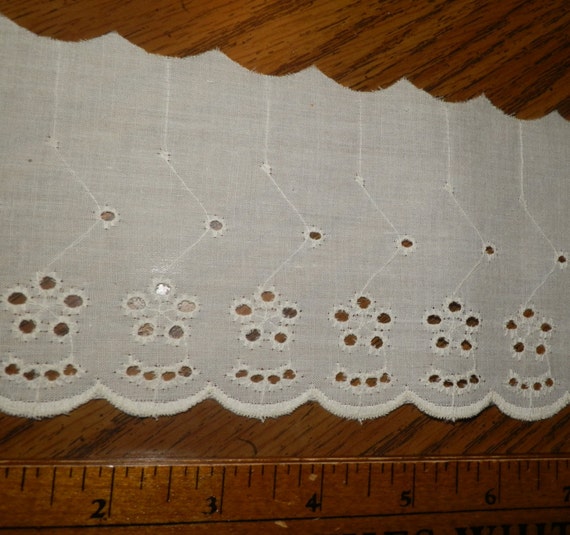 Eyelet Trim Ecru 4 Wide Embroidered Fabric Floral Flat