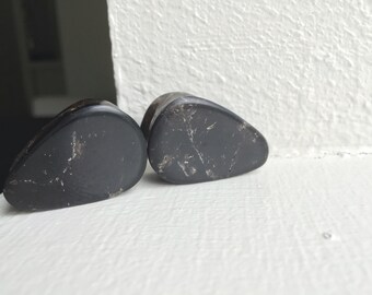 1 1/8 Smokey Quartz Teardrop Plugs