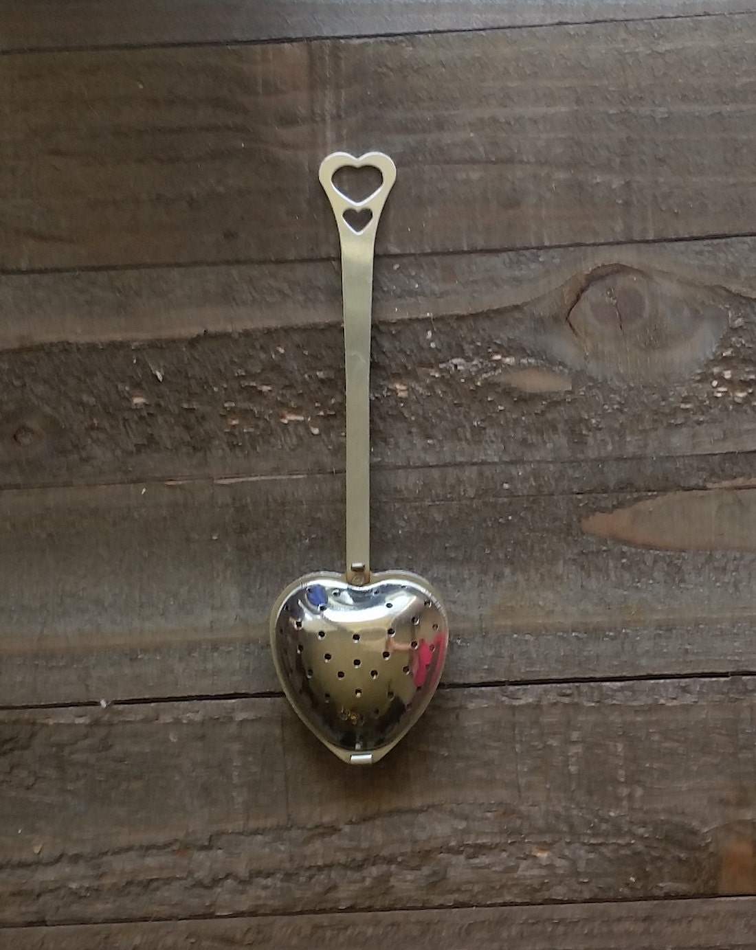 Tea Infuser Heart Shaped Metal Infuser with Chamomile Tea