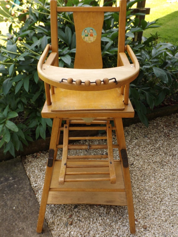 Chaise haute pour bébé en bois vintage/ Ancienne chaise haute