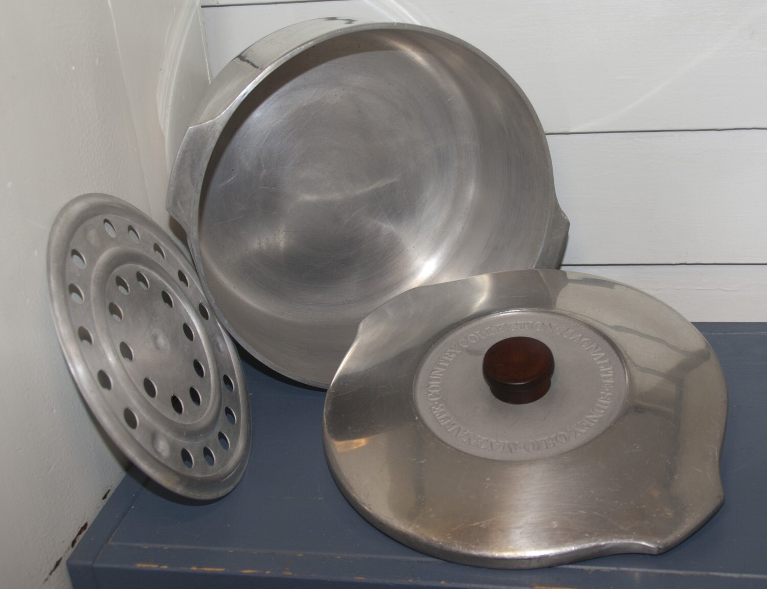 Vintage Magnalite Country Collection 5 Quart Dutch Oven Pot