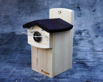 Wooden Bird House, Handmade Bird House, Small Bird House, Chickadee Nesting Box, Bird Nesting Box, Mounted Bird House