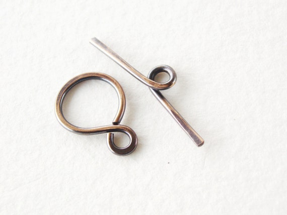 einfache Bronze Feinbearbeitungen / einfache rustikale Bronze