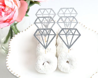 Diamond Donut Toppers (Set of 12) | Diamond Cupcake Toppers | Bridal Shower Decor | Bachelorette Party | Bridal Shower Cupcake Toppers