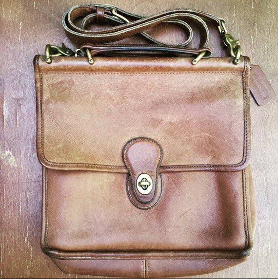 1990's Coach 'Willis bag' cross body purse brown