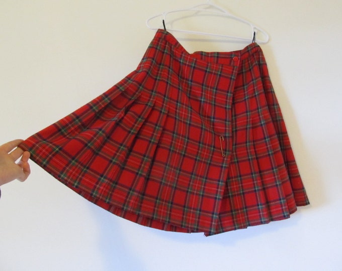 Vintage tartan kilt, European red plaited skirt by Elitair - made in Belgium, EU size 42