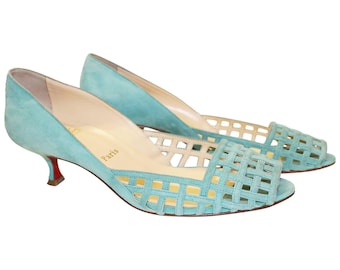 CHRISTIAN LOUBOUTIN SUEDE Kitten Heels- 40 sz 9