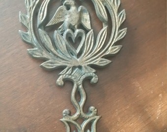 Vintage T - 13 Eagle Cast Iron Trivet (1949) Eagle Crest Usa Military Des