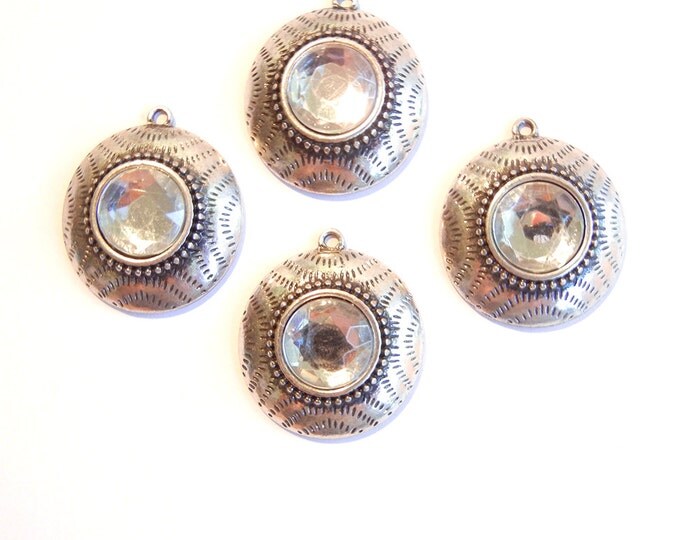 4 Round Charms with Acrylic Faceted Gem